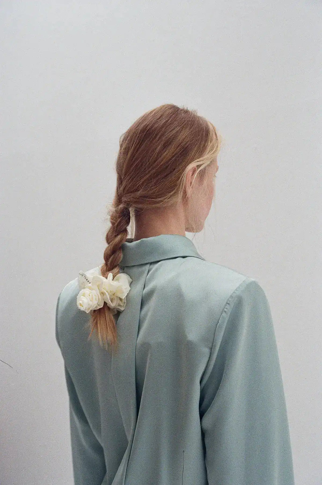 Резинка для волосся CARMEN у кольорі linen