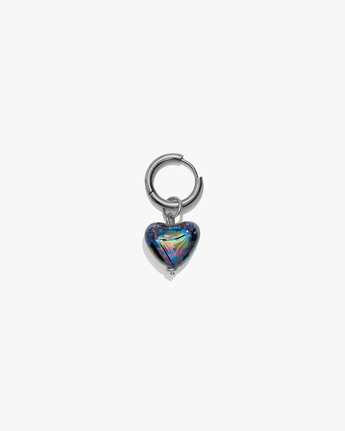 SKARB single earring with a small blue heart