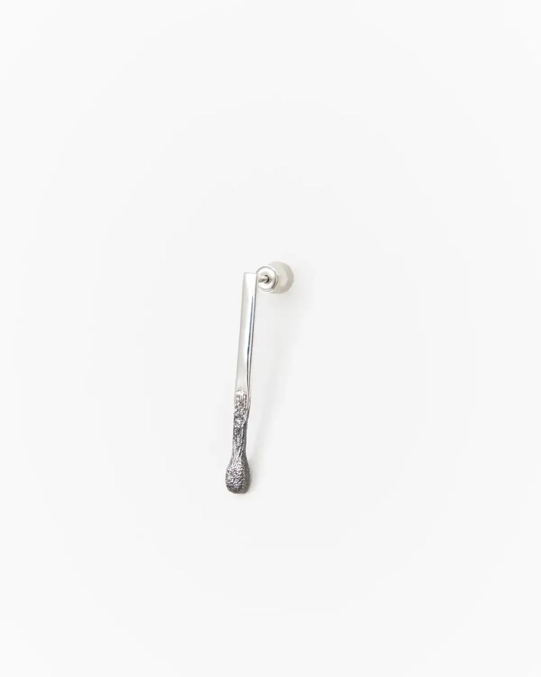 6.674 Earring in Long Silver Matchstick Shape