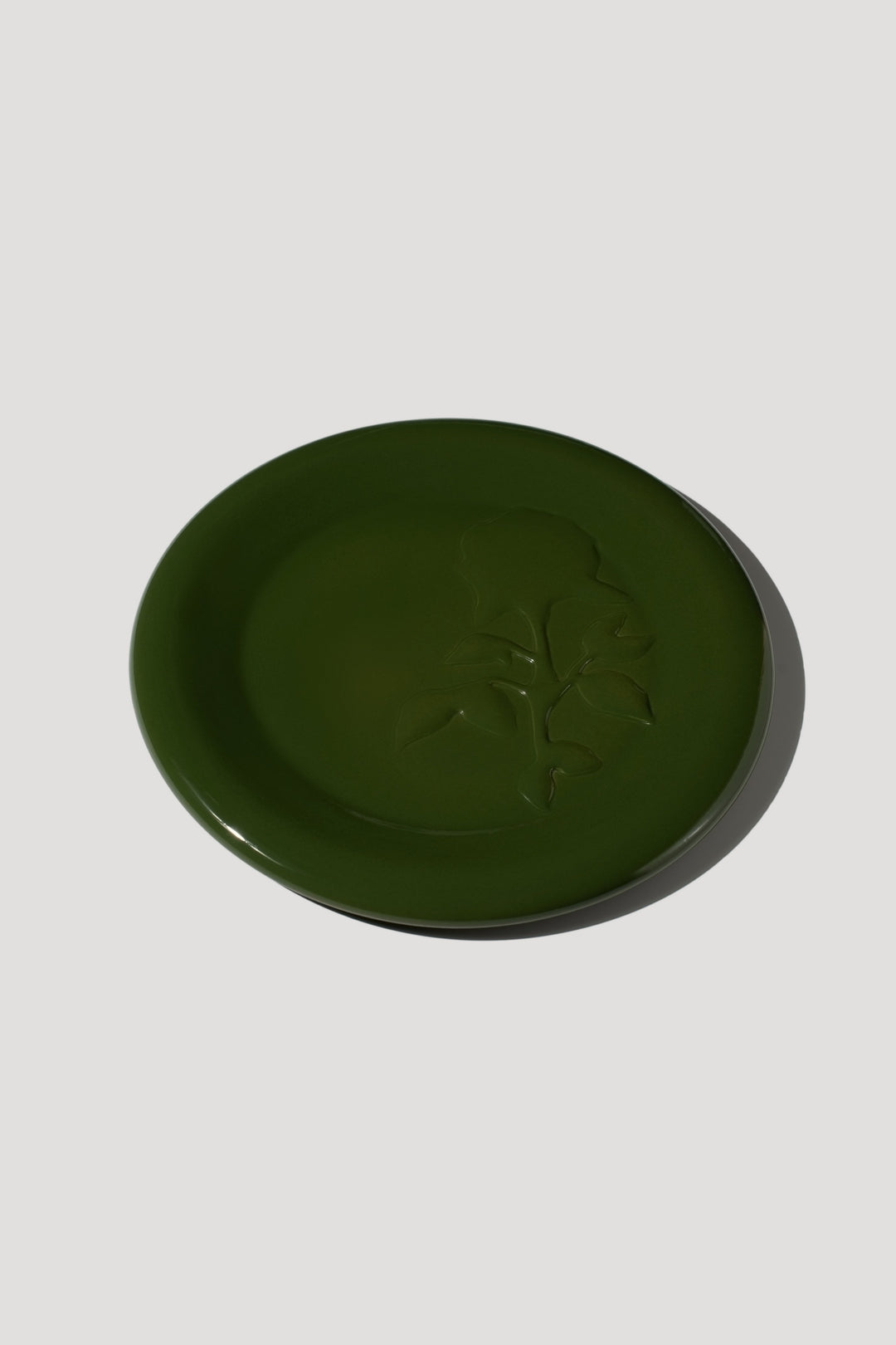 AMORE plate in rose leaf color