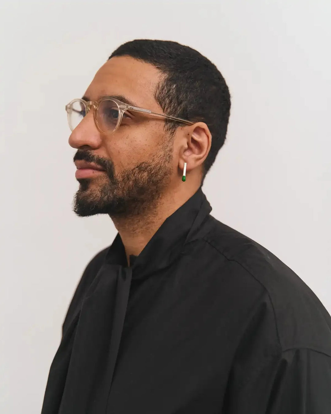 6.674 Earring in Short Silver Matchstick Shape with Green Enamel