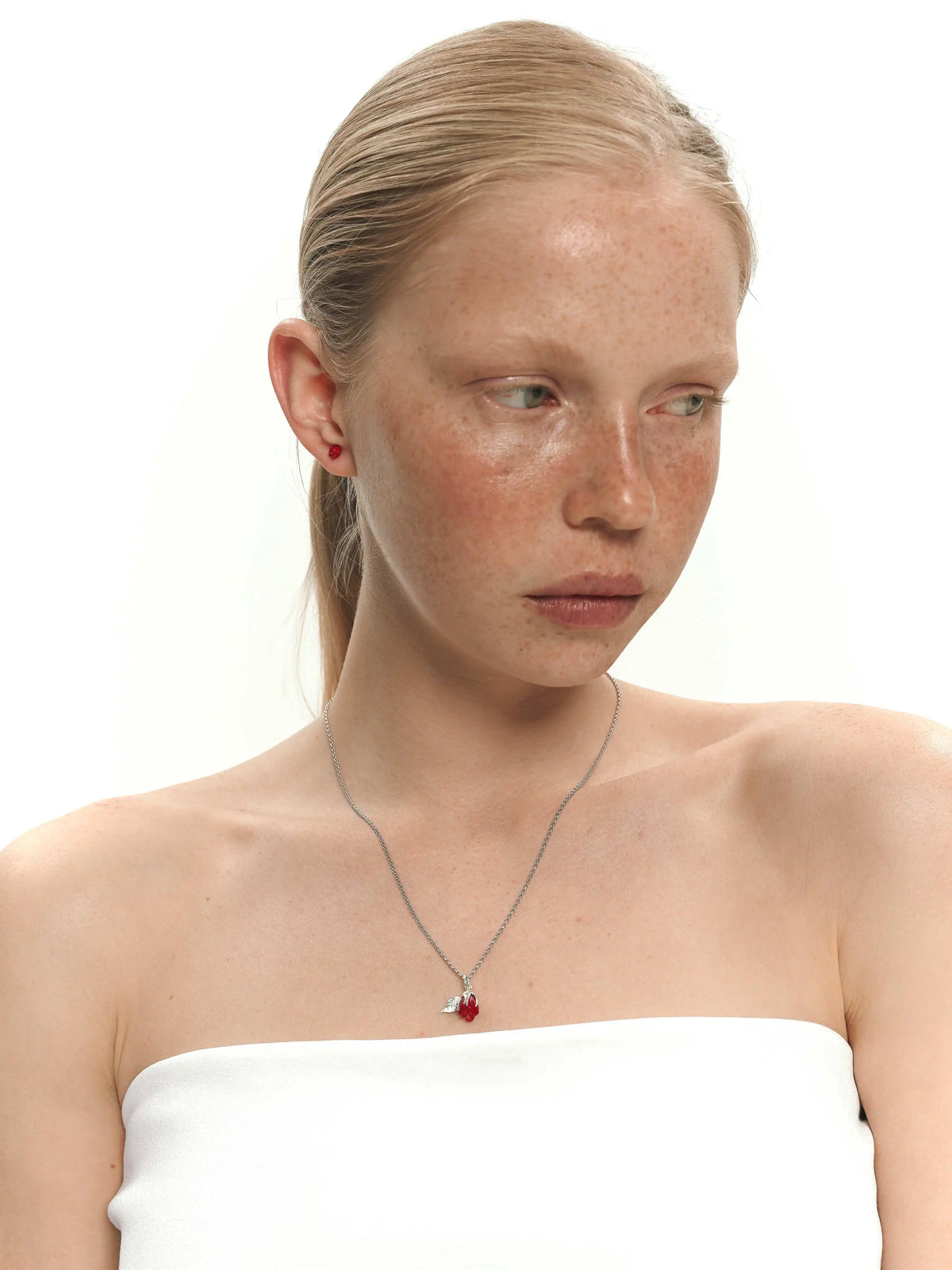 ROSARIUM red silver pendant with chain