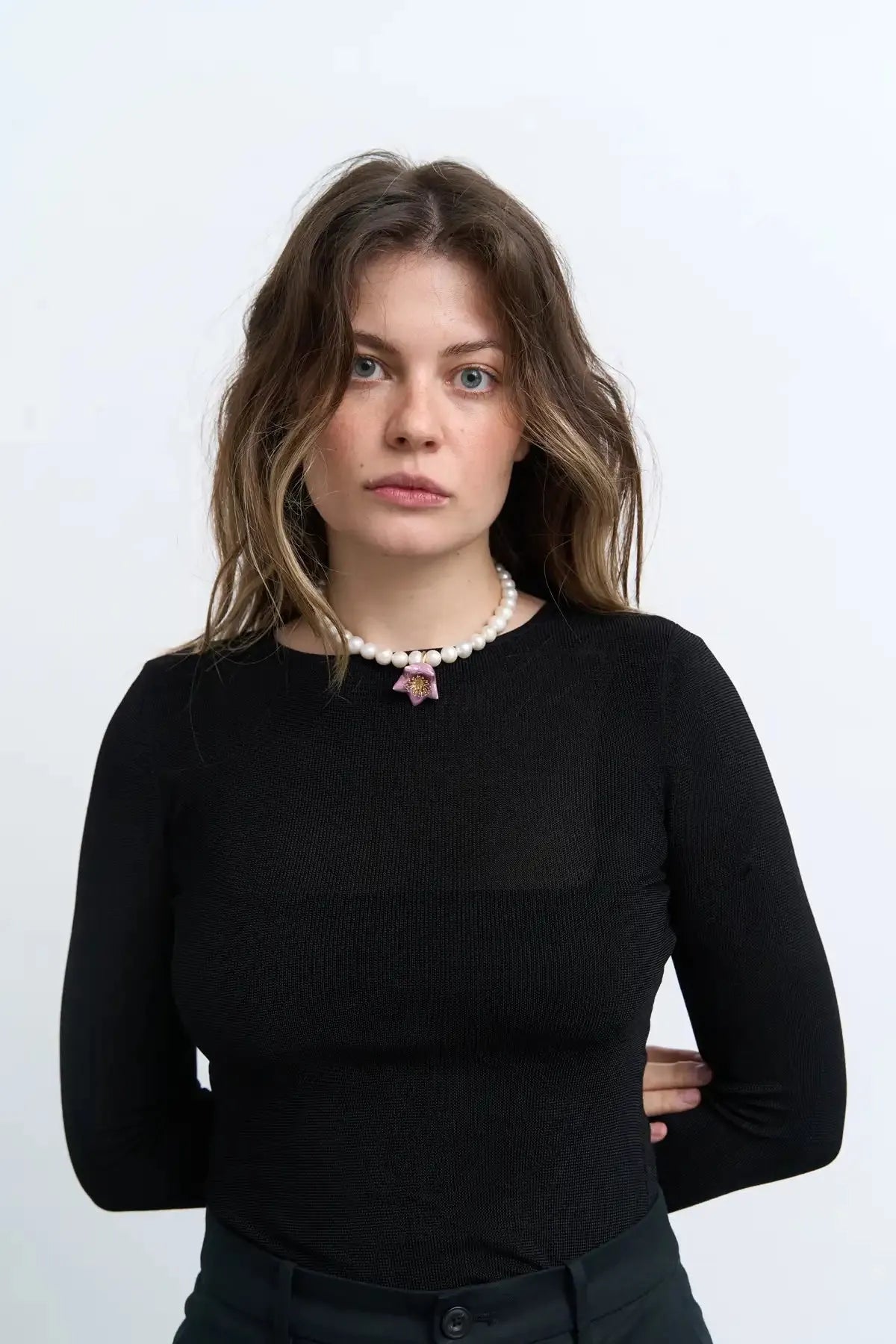 Polysk Necklace with Large Pearls and Lilac Bellflower