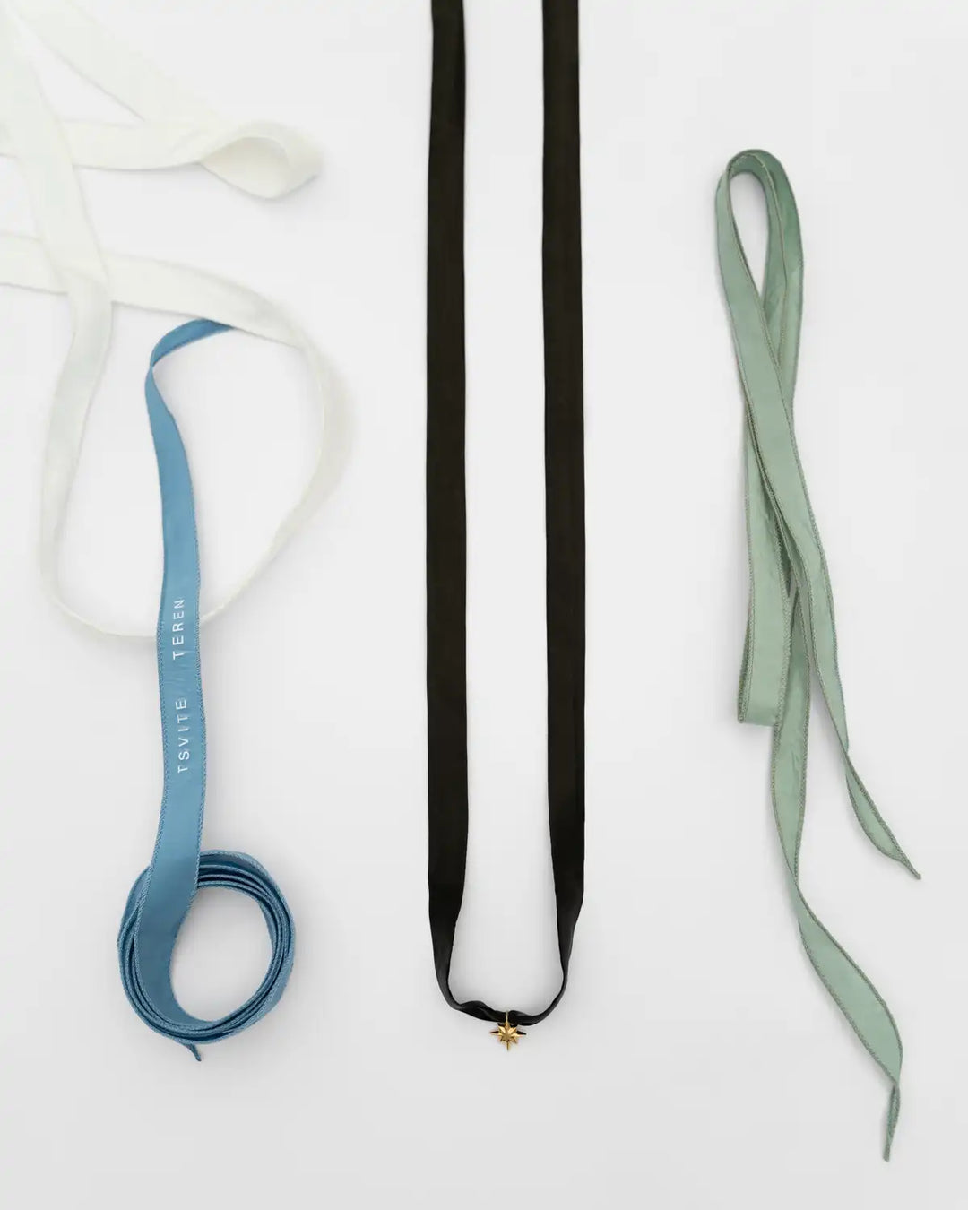 Drimota Gold-Plated Silver Star Pendant with a Set of Wide Silk Ribbons