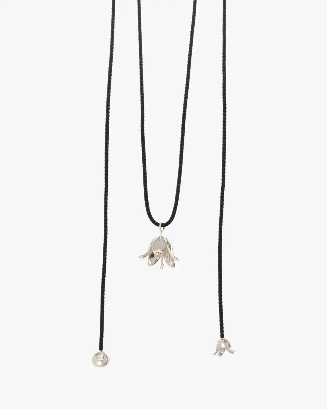 Era Necklace with Silver Bellflower