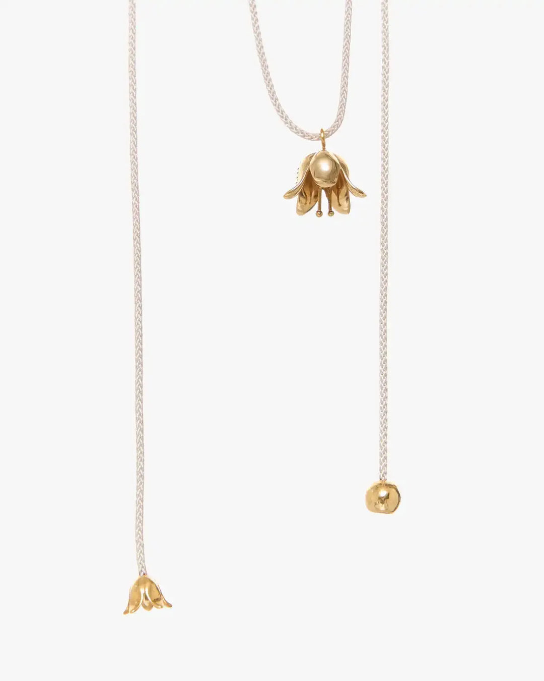 Era Necklace with Gold-Plated Silver Bellflower