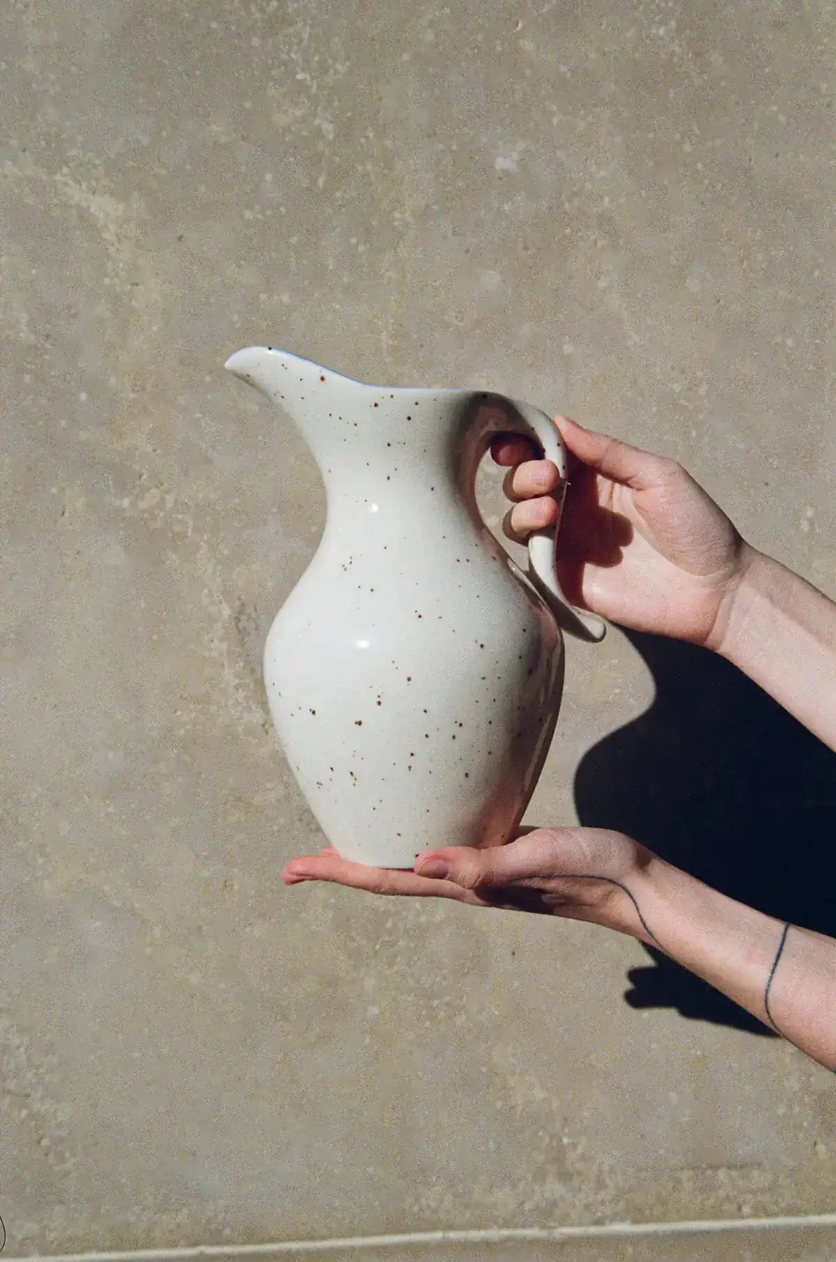 ROSA jug in eggshell color