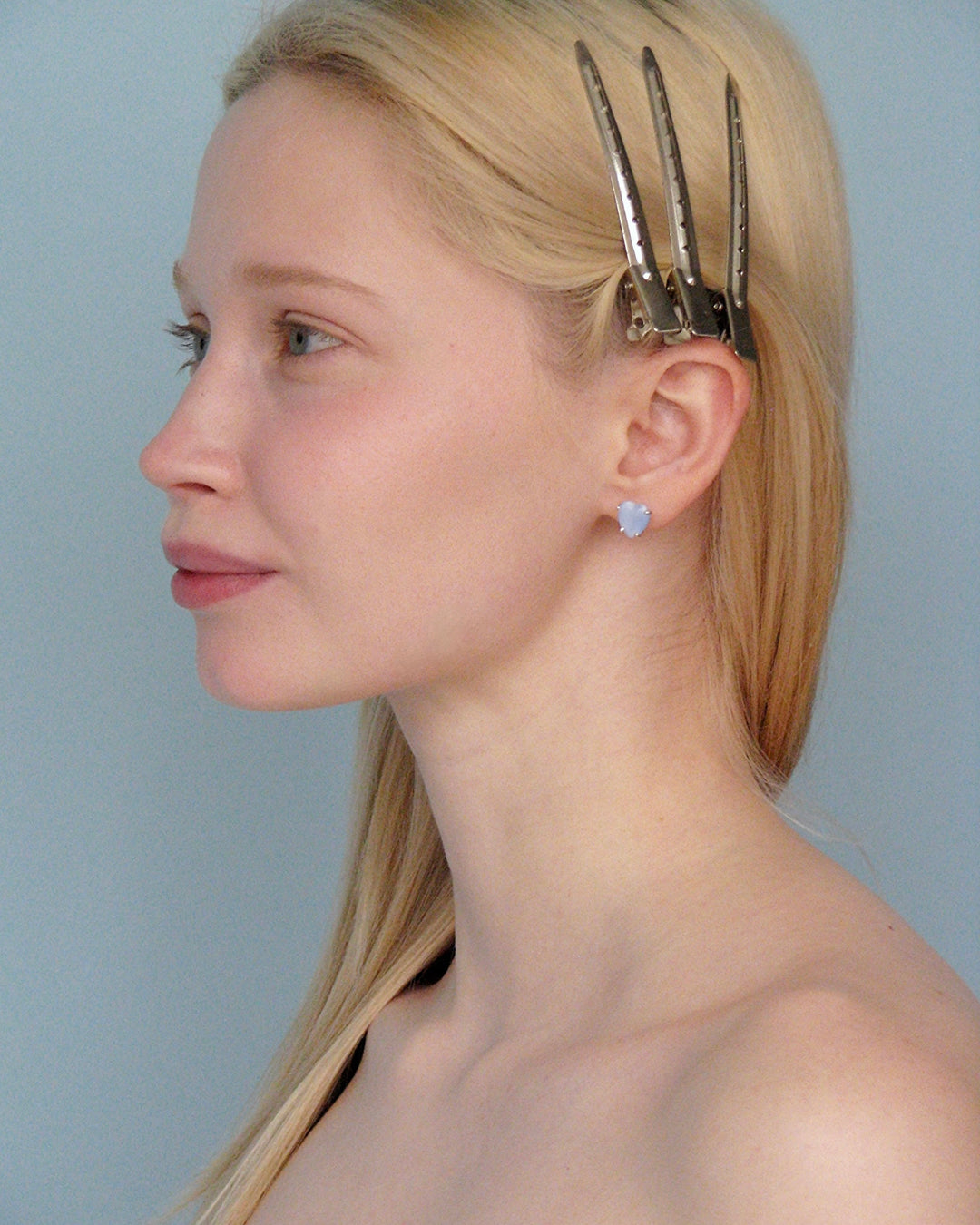 CRUSH earrings in blue color