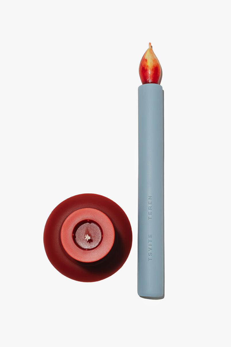 LUMIÈRE candle in blue and red colors