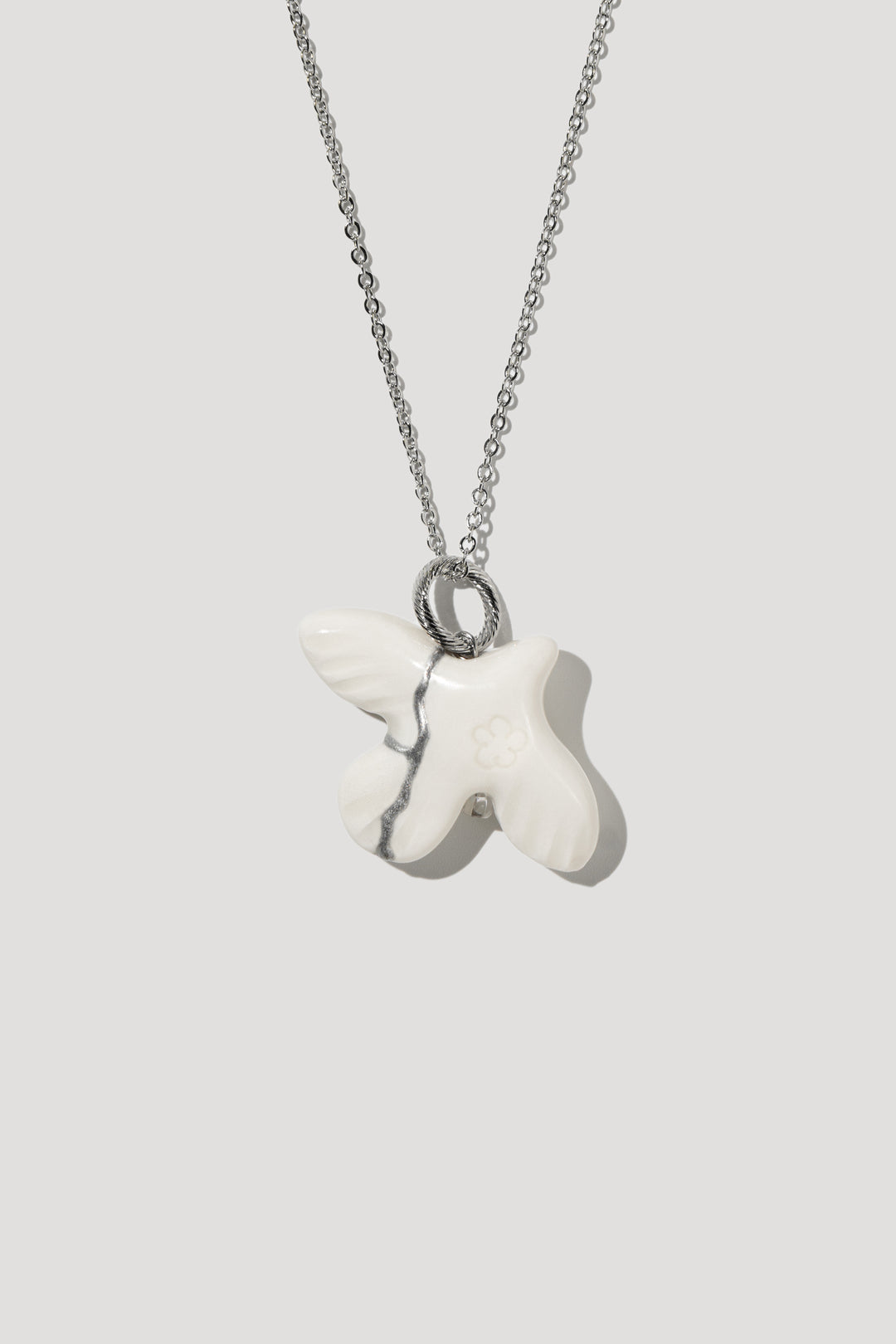 MYRNI kintsugi pendant