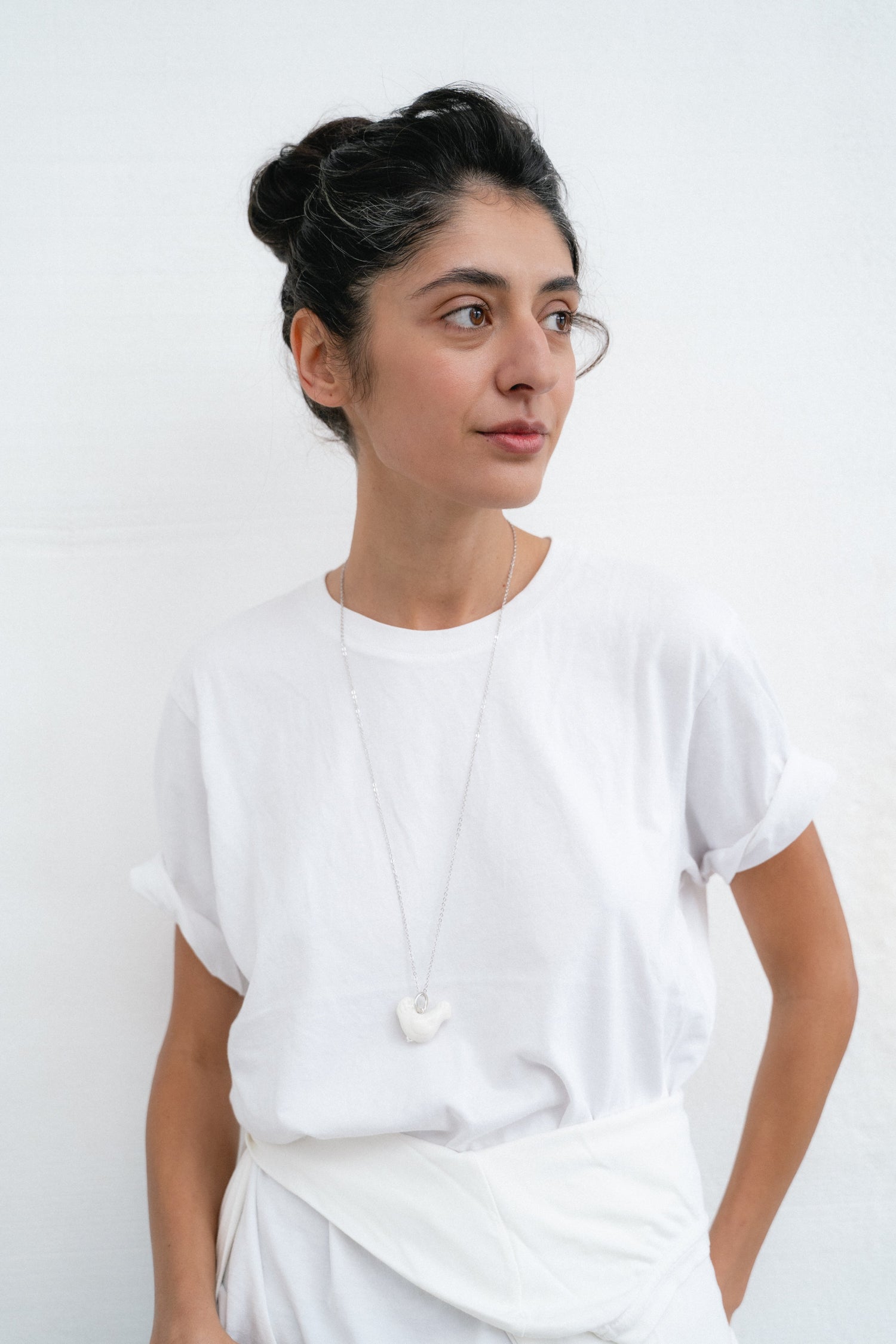Liuli Hen Pendant