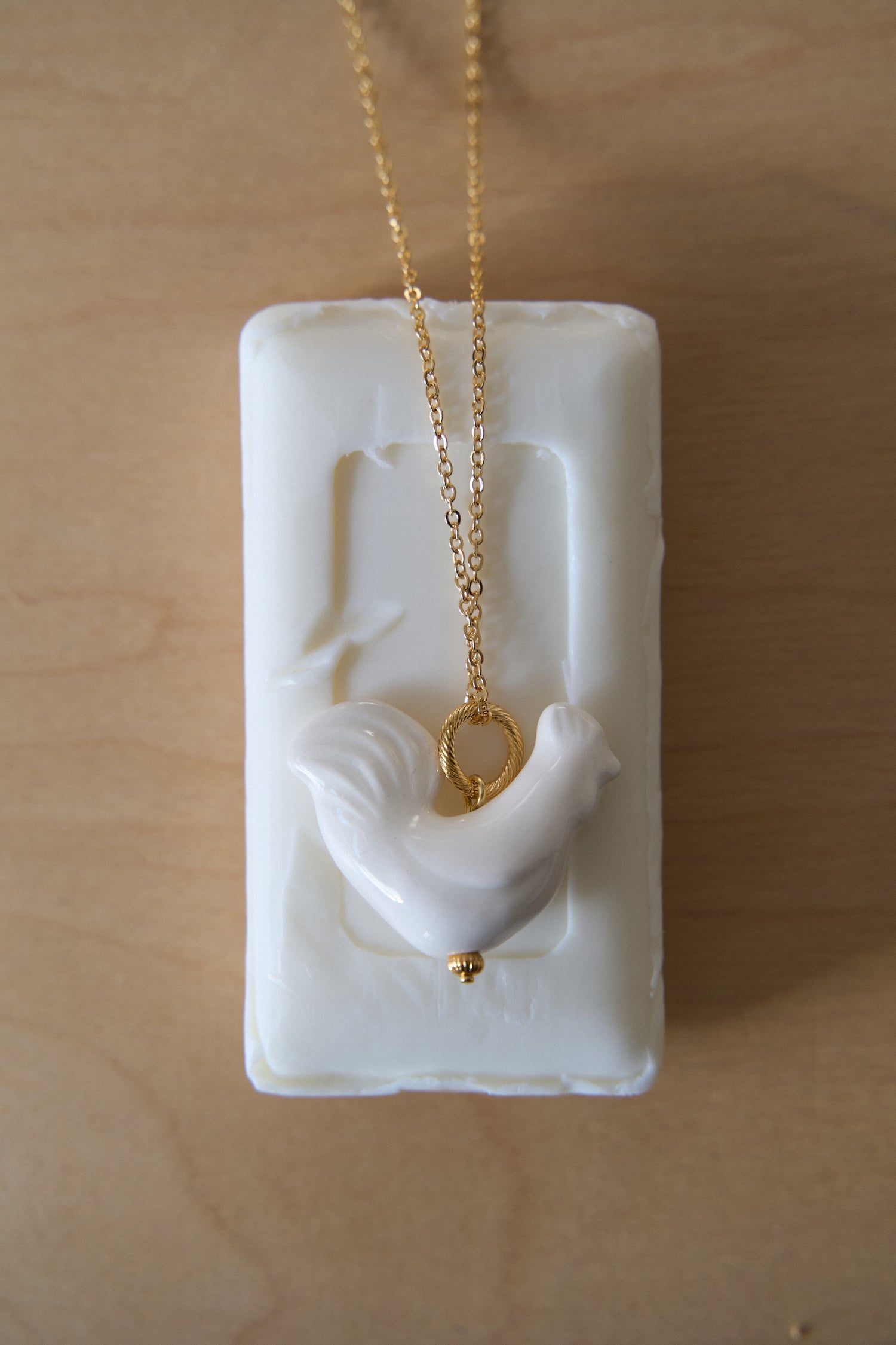 Liuli Cock Pendant