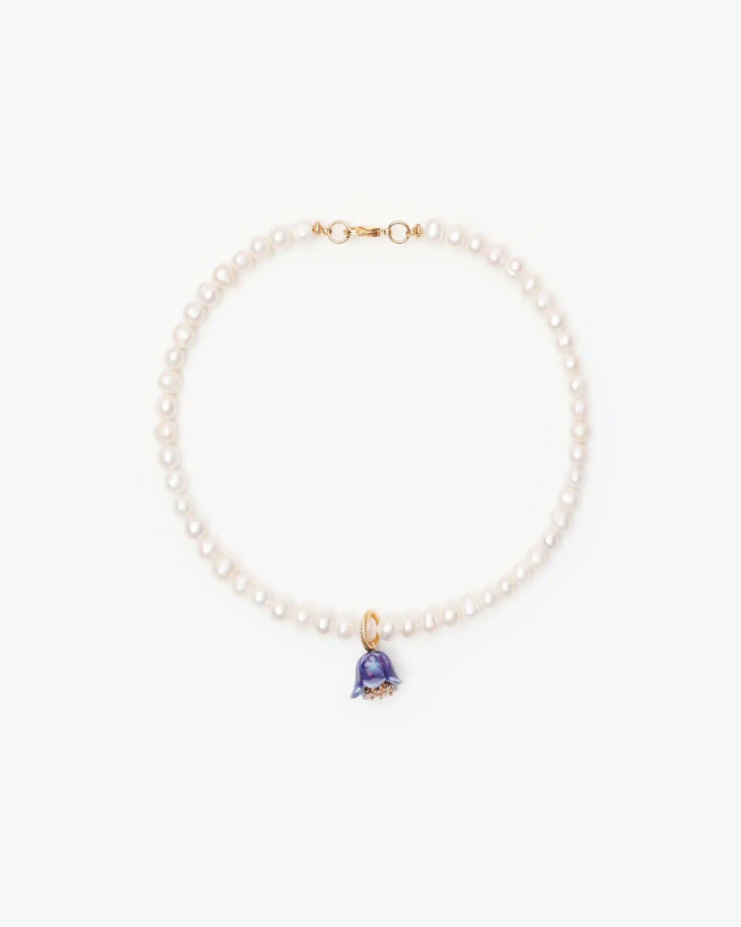 Polysk Necklace with Medium Pearls and Small Blue Bellflower