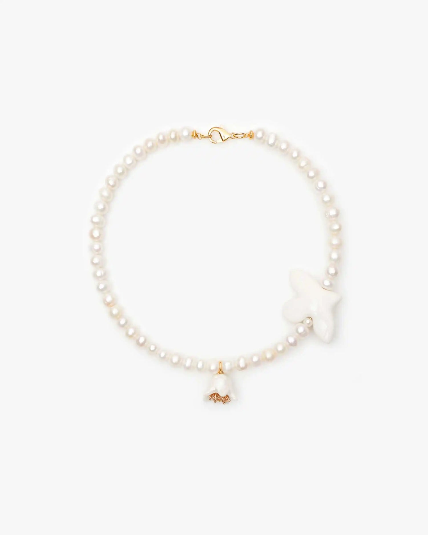 Polysk Necklace with Medium Pearls, Bird and Small White Bellflower
