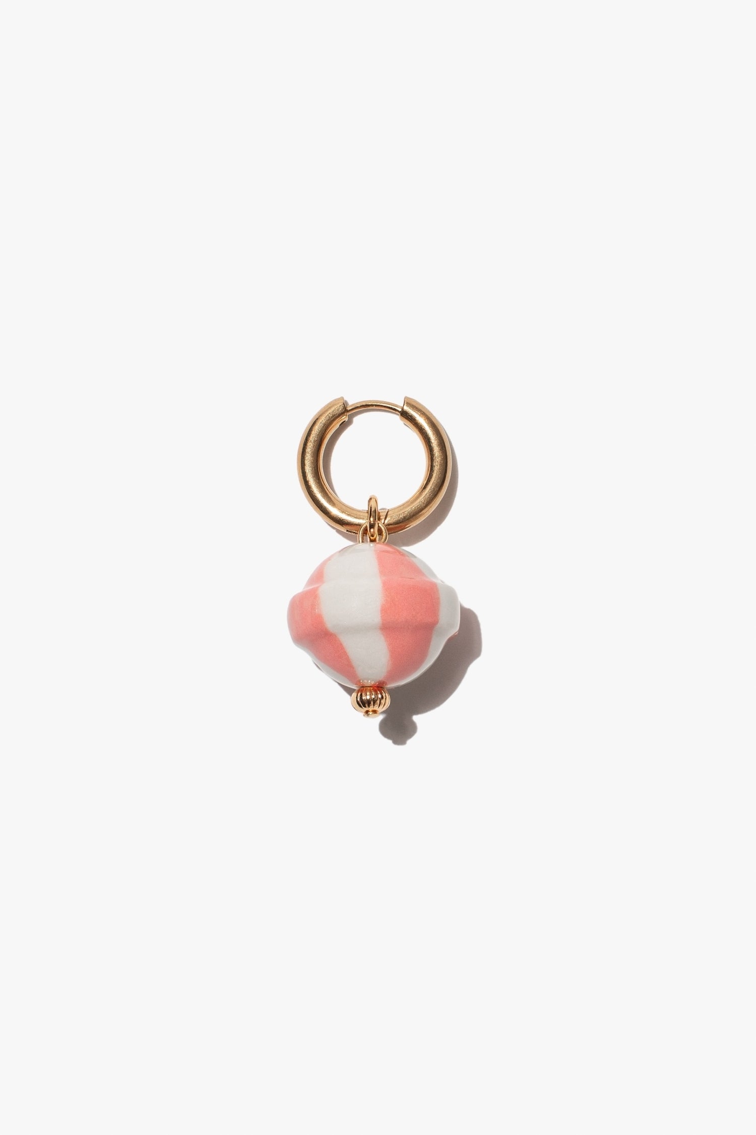 MALIBU single earring with gold-plated fittings