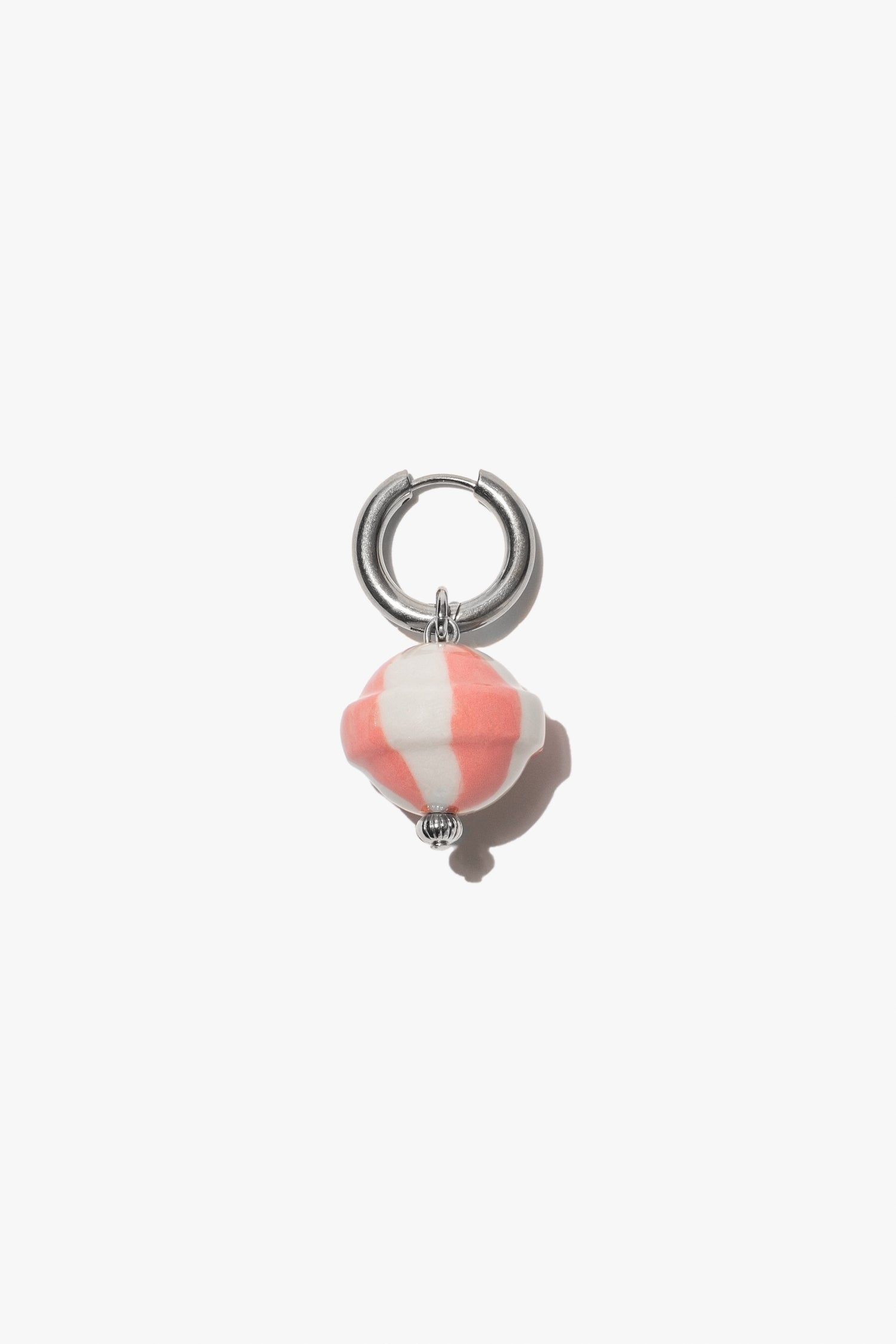 MALIBU single earring with silver fittings