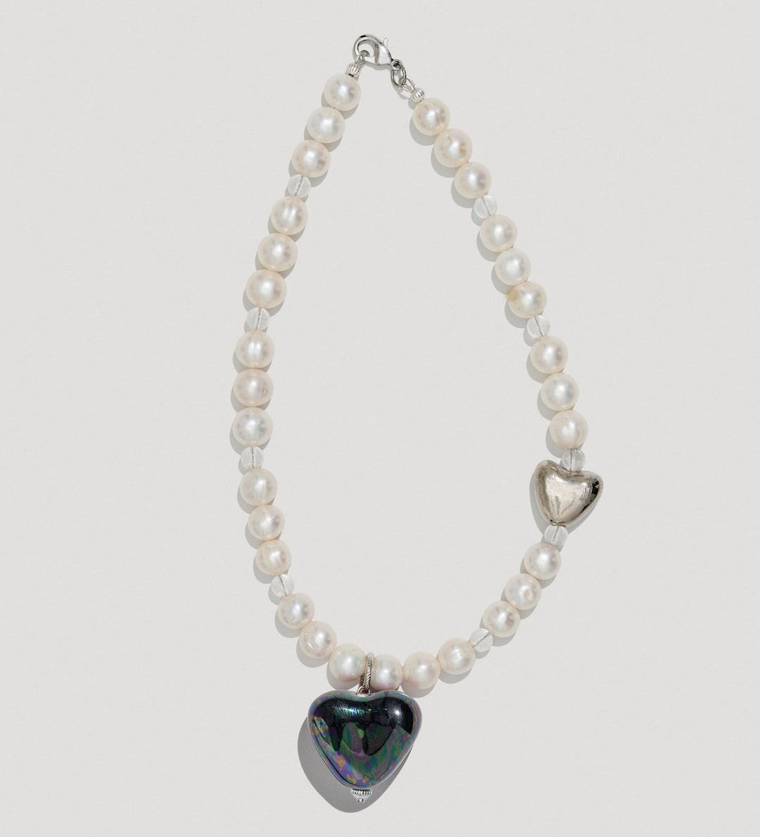 SKARB necklace with large pearls, platinum and black heart