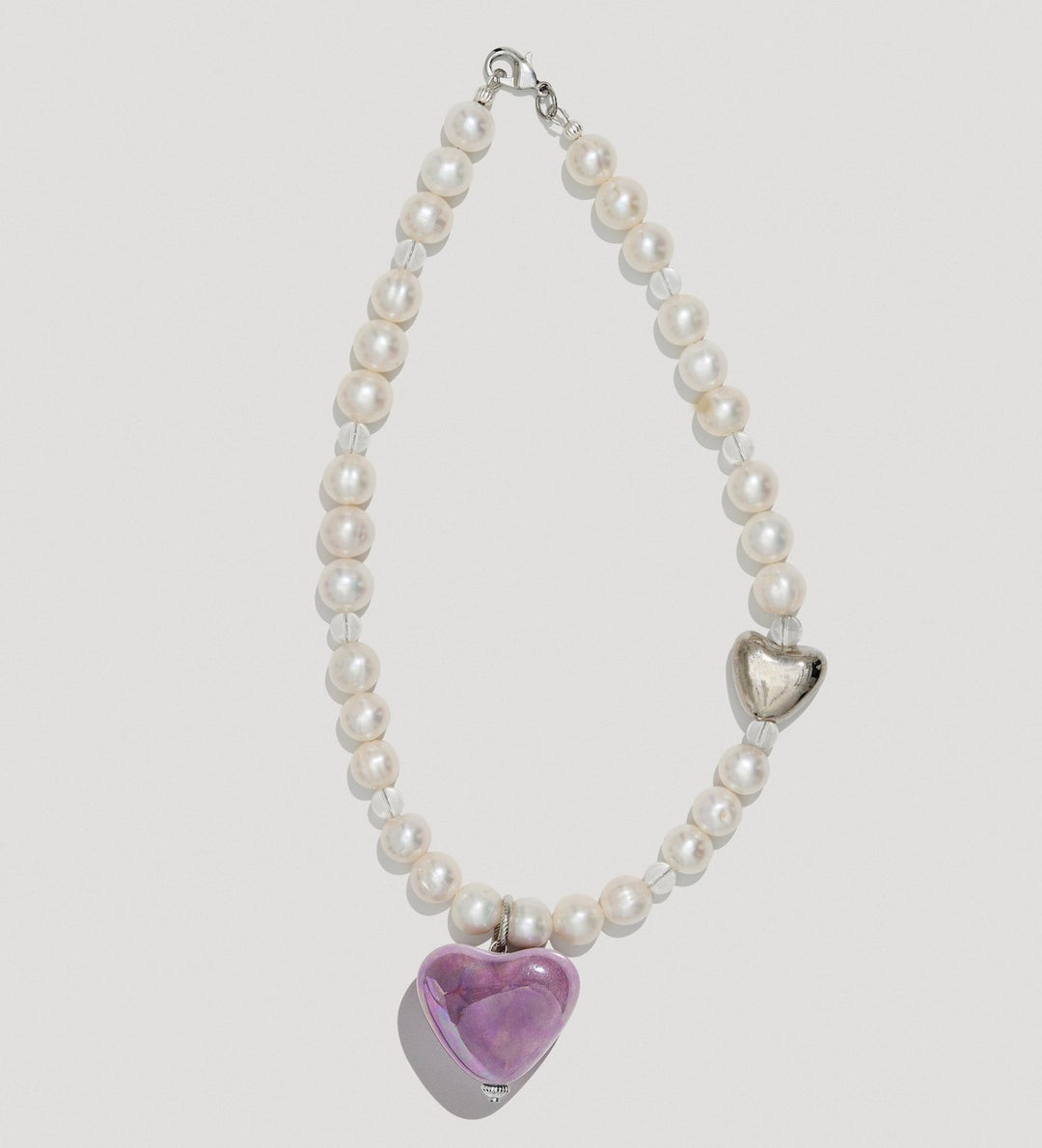 SKARB necklace with large pearls, platinum and lilac heart