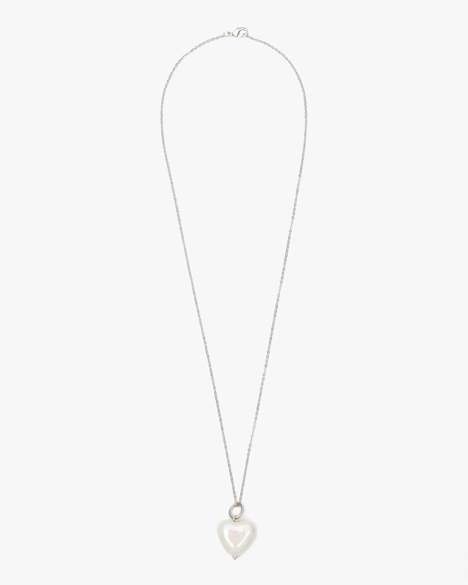 SKARB pendant with a white heart on a chain