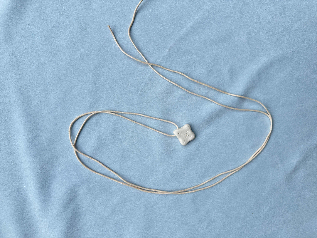 Підвіс LEHIT з хрестиком