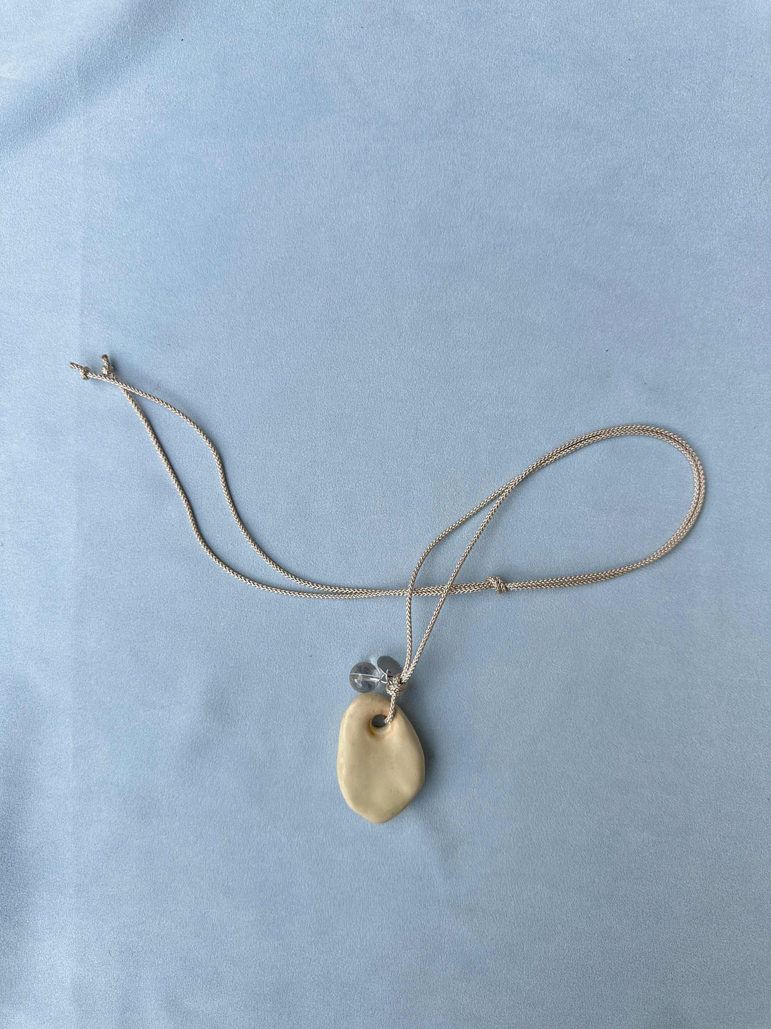 Підвіс LAHUNA на світлому шнурку 7