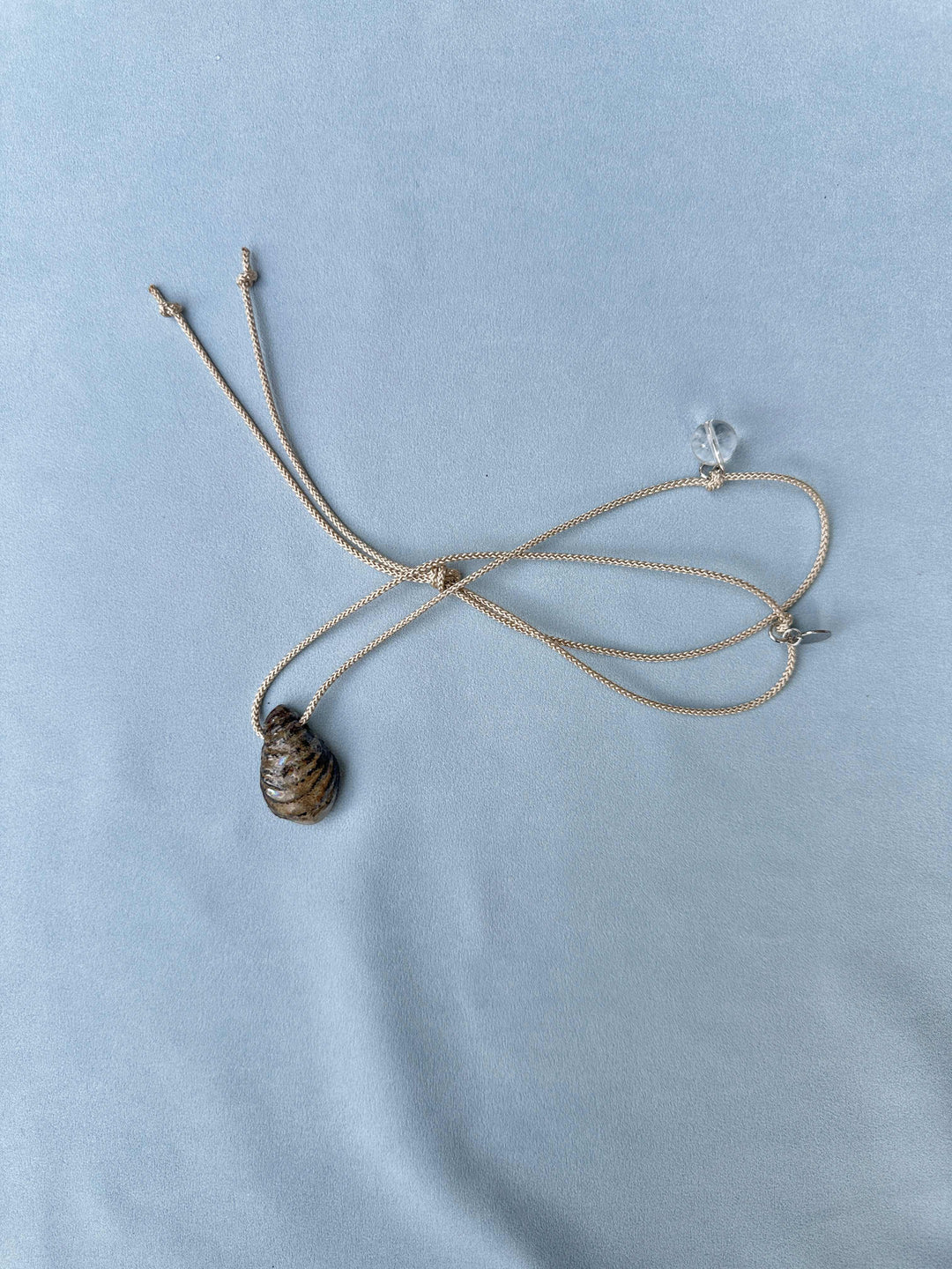 Підвіс LAHUNA на світлому шнурку 8