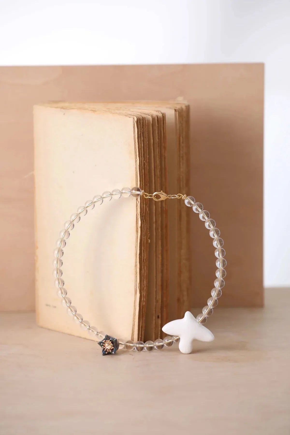 Polysk Necklace with Crystal, Bird and Blue Bellflower