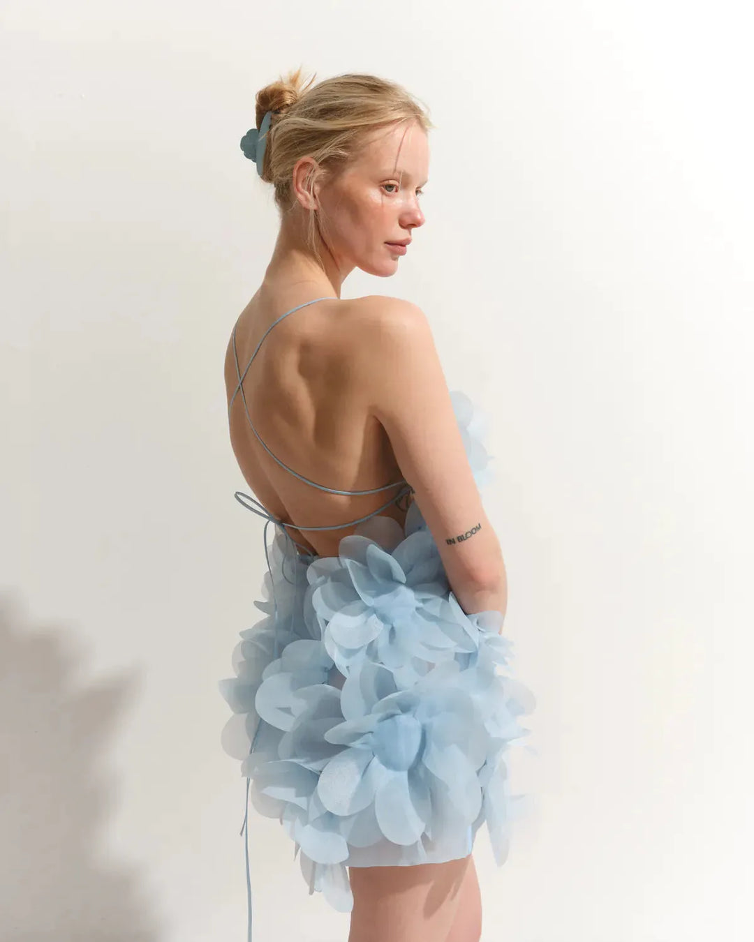 BELLA hair clip-crab in sky blue color