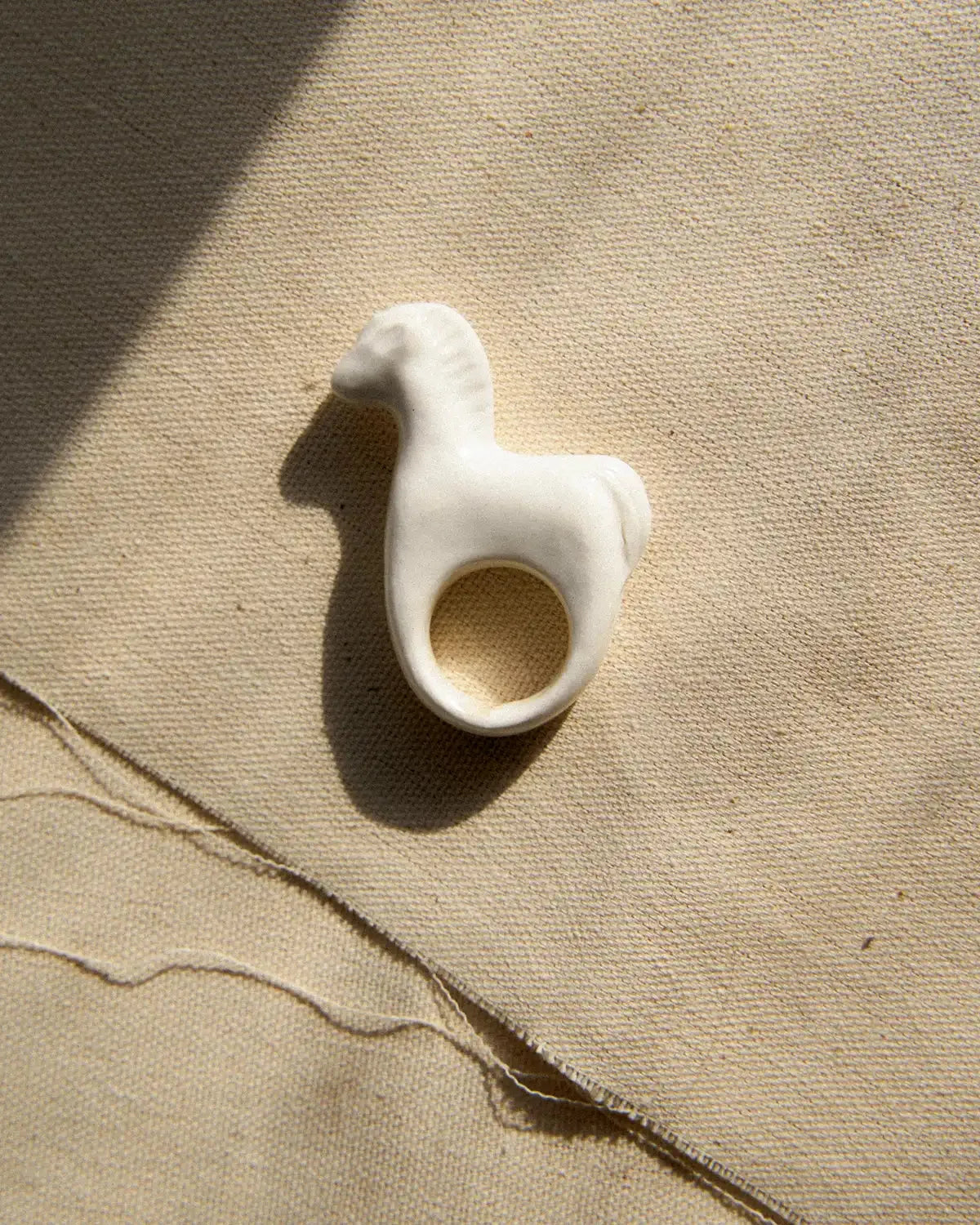 Liuli Horse-Shaped Ring