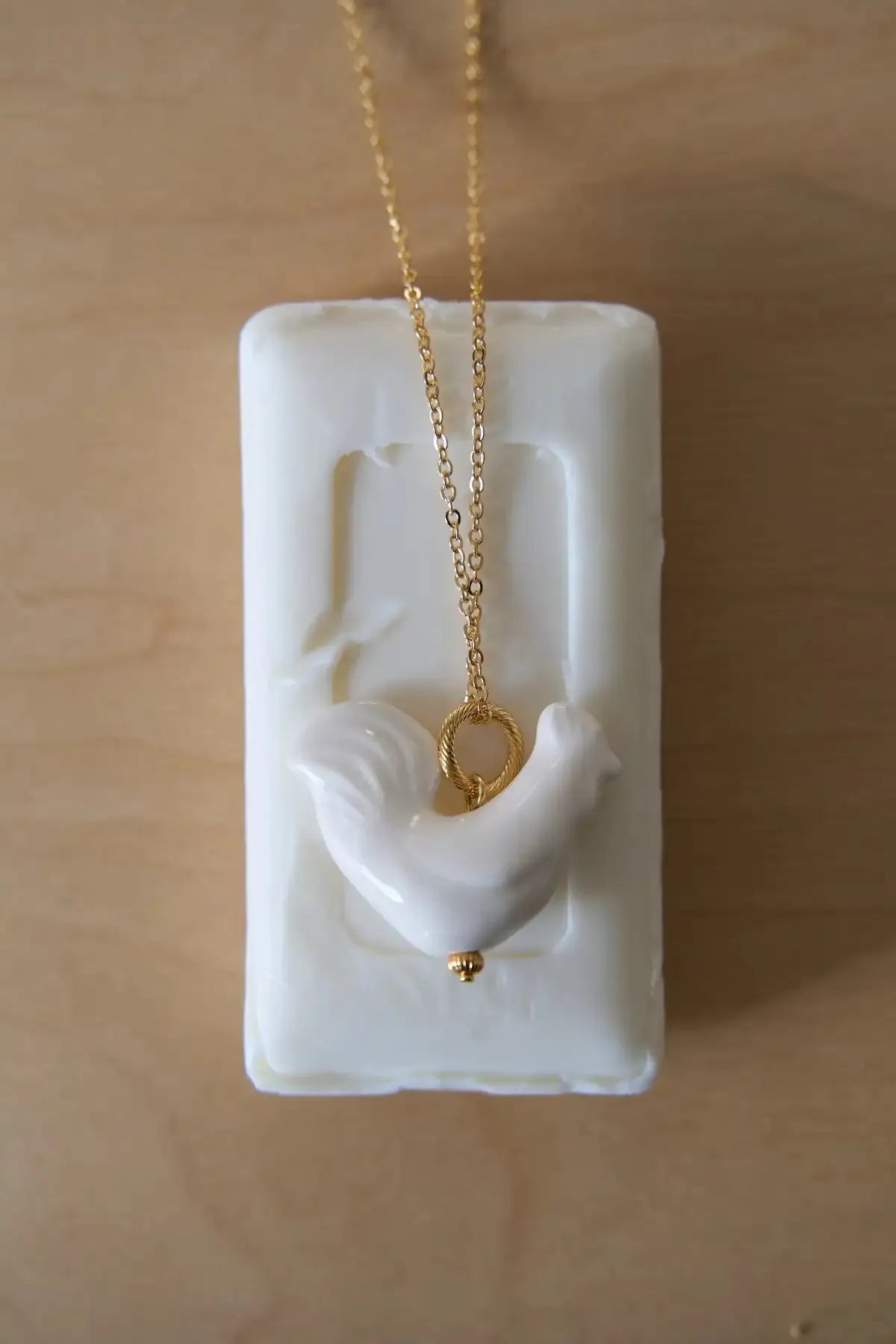 Liuli Cock Pendant