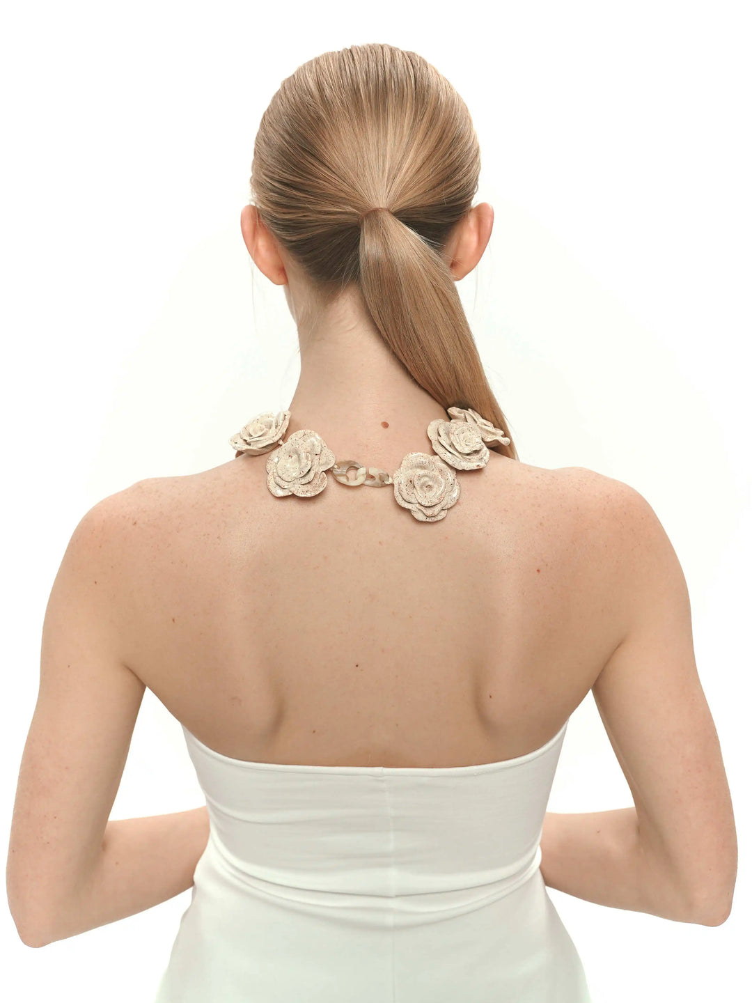 MICHELLE necklace in eggshell color