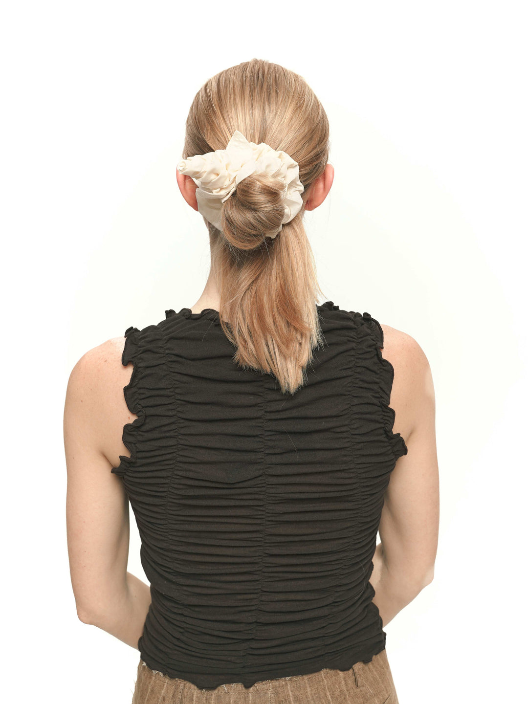 Резинка для волосся CARMEN у кольорі linen