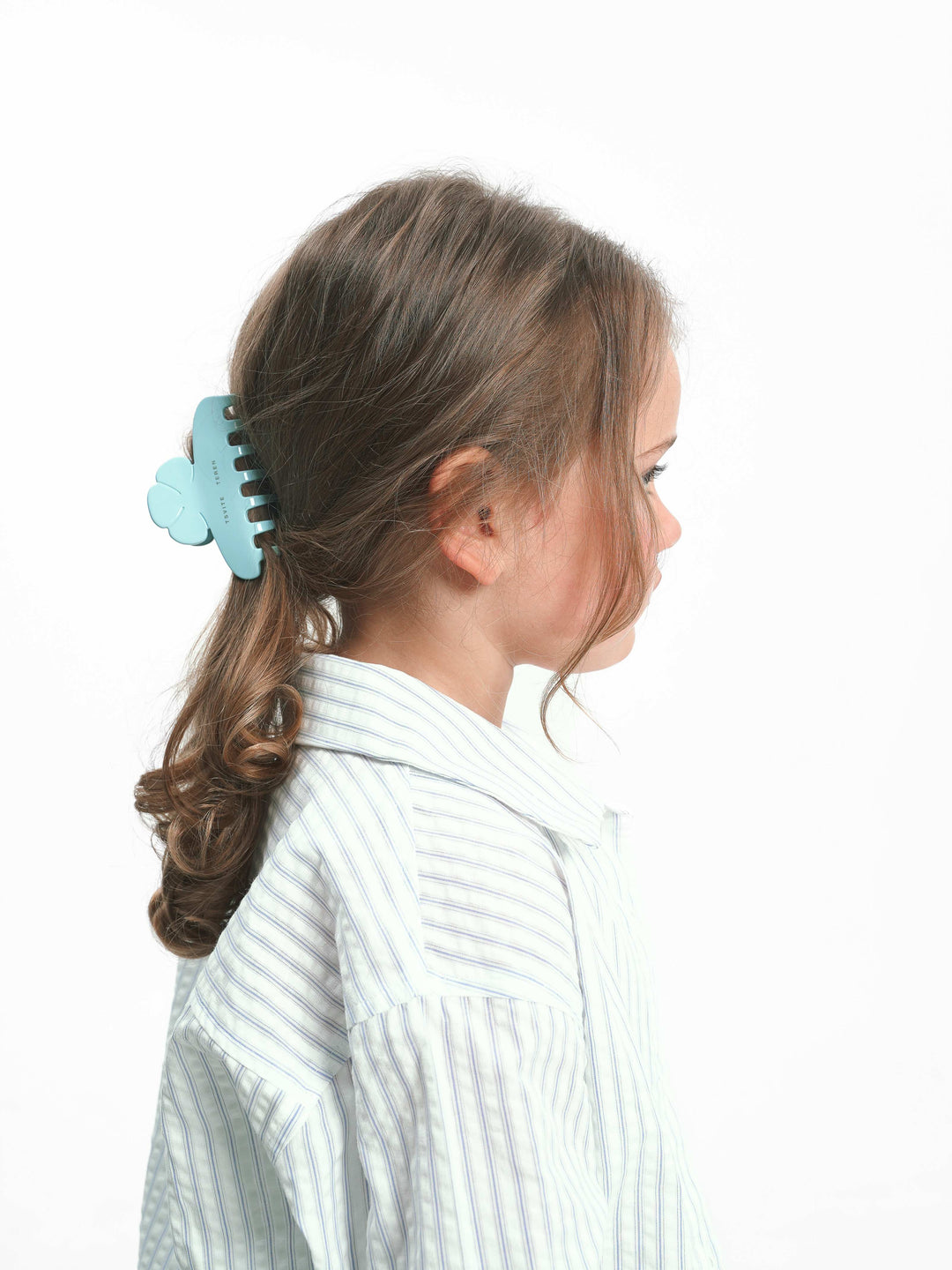 BELLA hair clip-crab in sky blue color