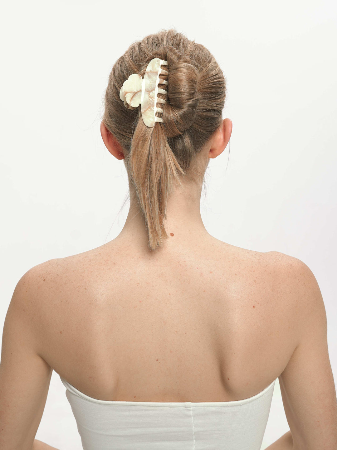 BELLA hair clip-crab in marble color