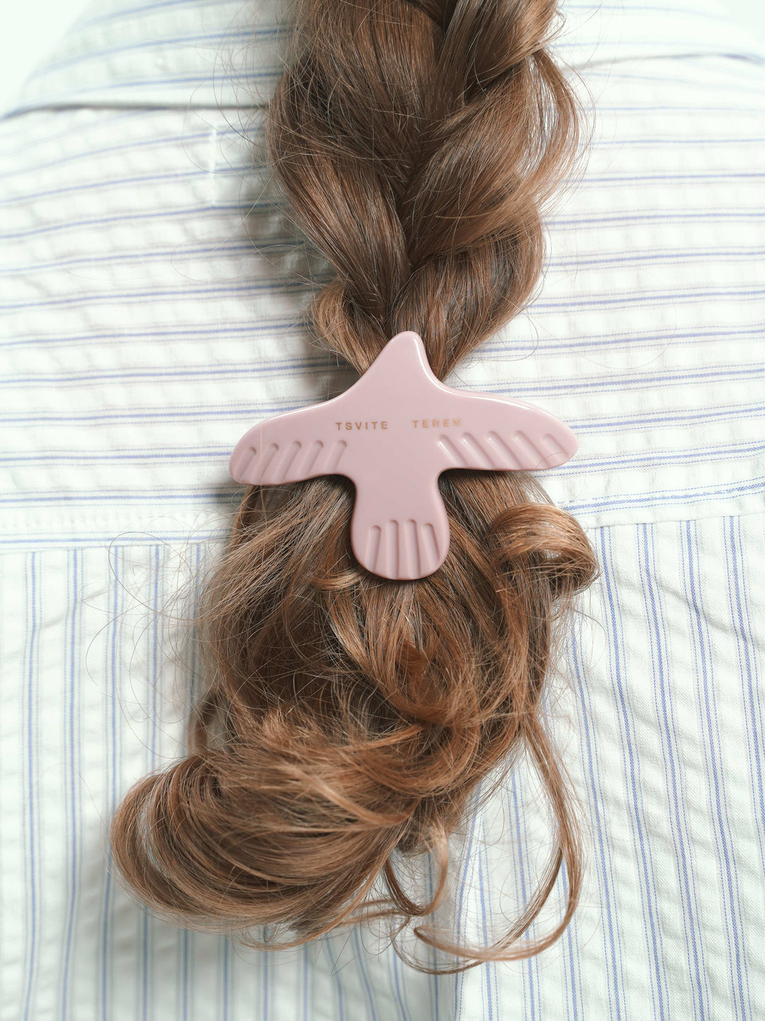PALOMA medium hair clip in pale rose color