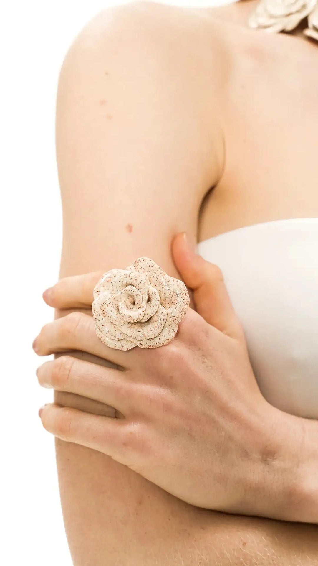 MICHELLE ring in eggshell color