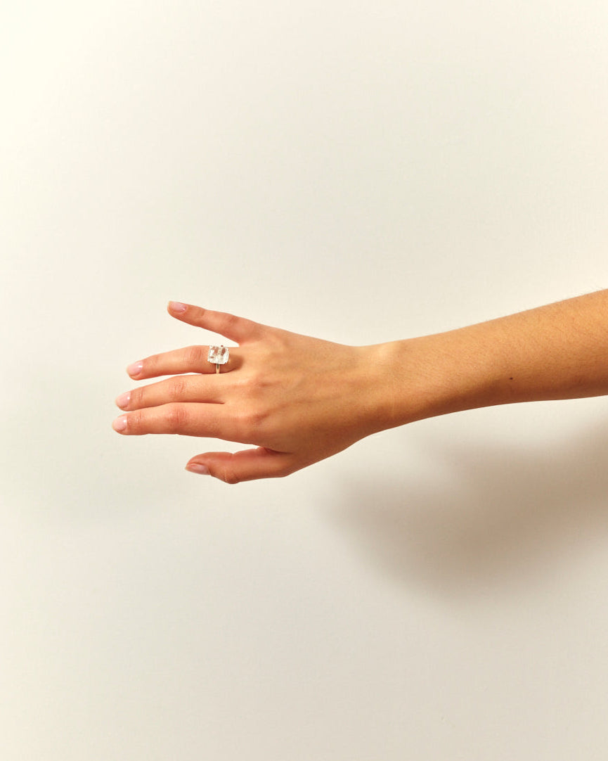 Каблучка BELLE біла