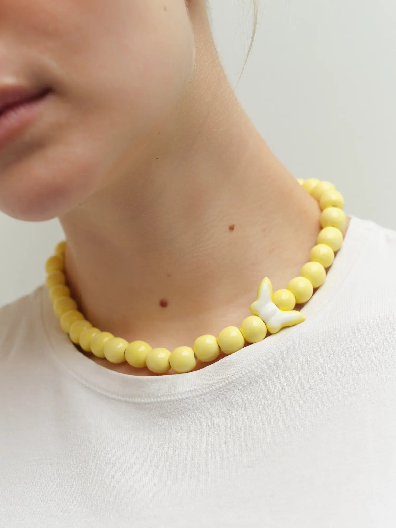EUPHORIA necklace in yellow color