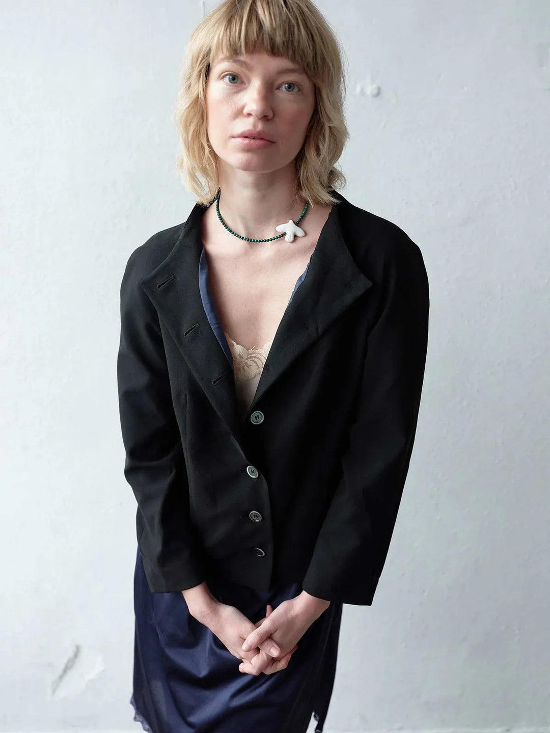 Кольє MYRNI з дрібним малахітом та пташкою