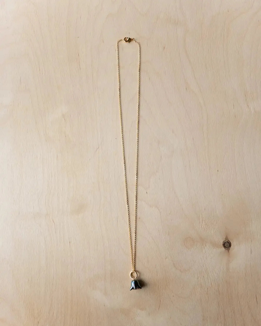 Polysk Small Black Bellflower Pendant