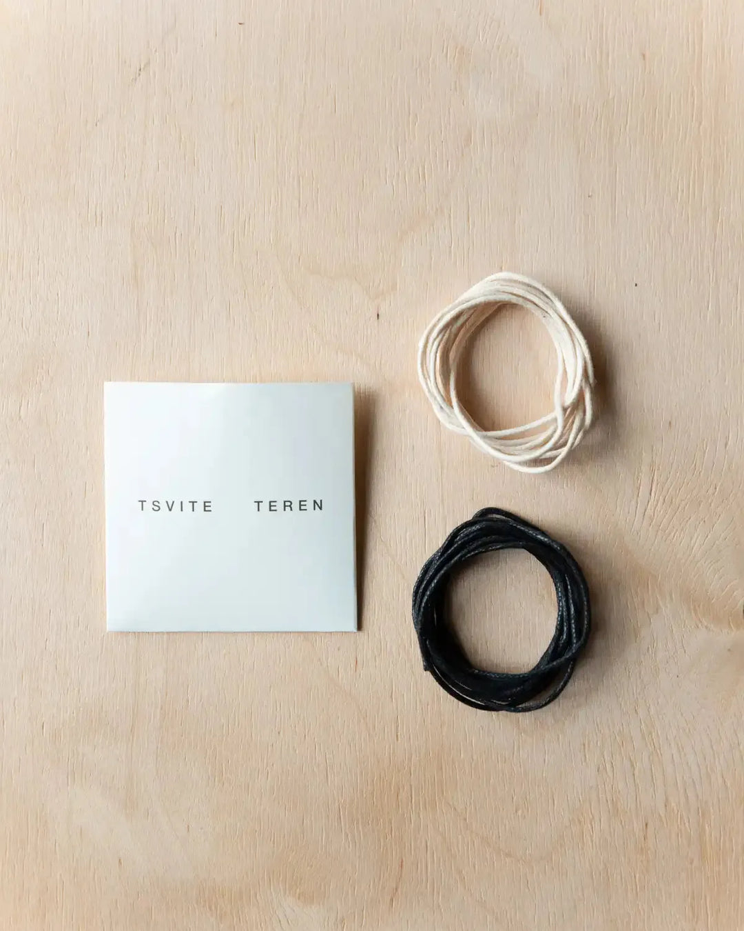 Polysk Small Black Bellflower Pendant