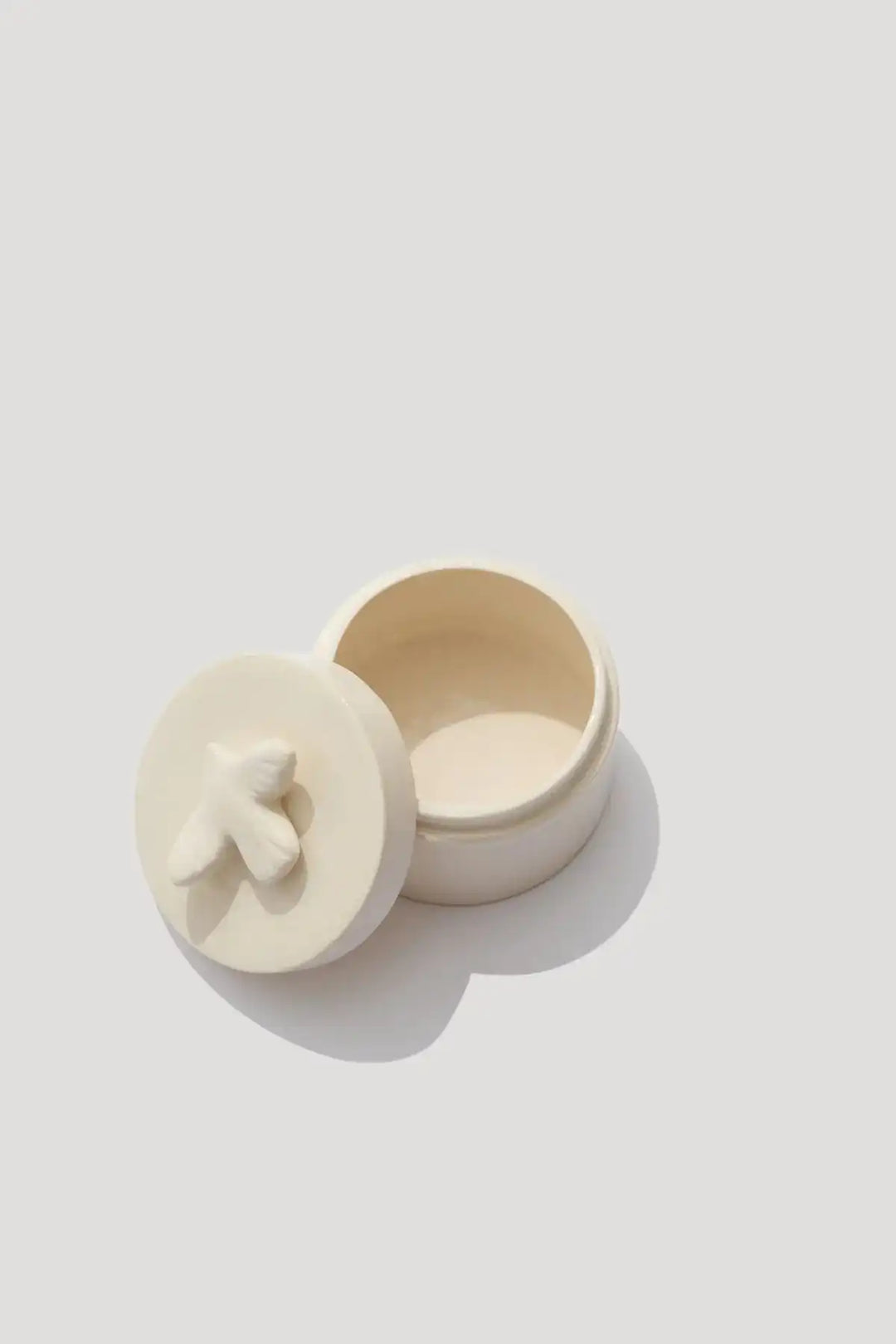 PALOMA jewelry box in almond color