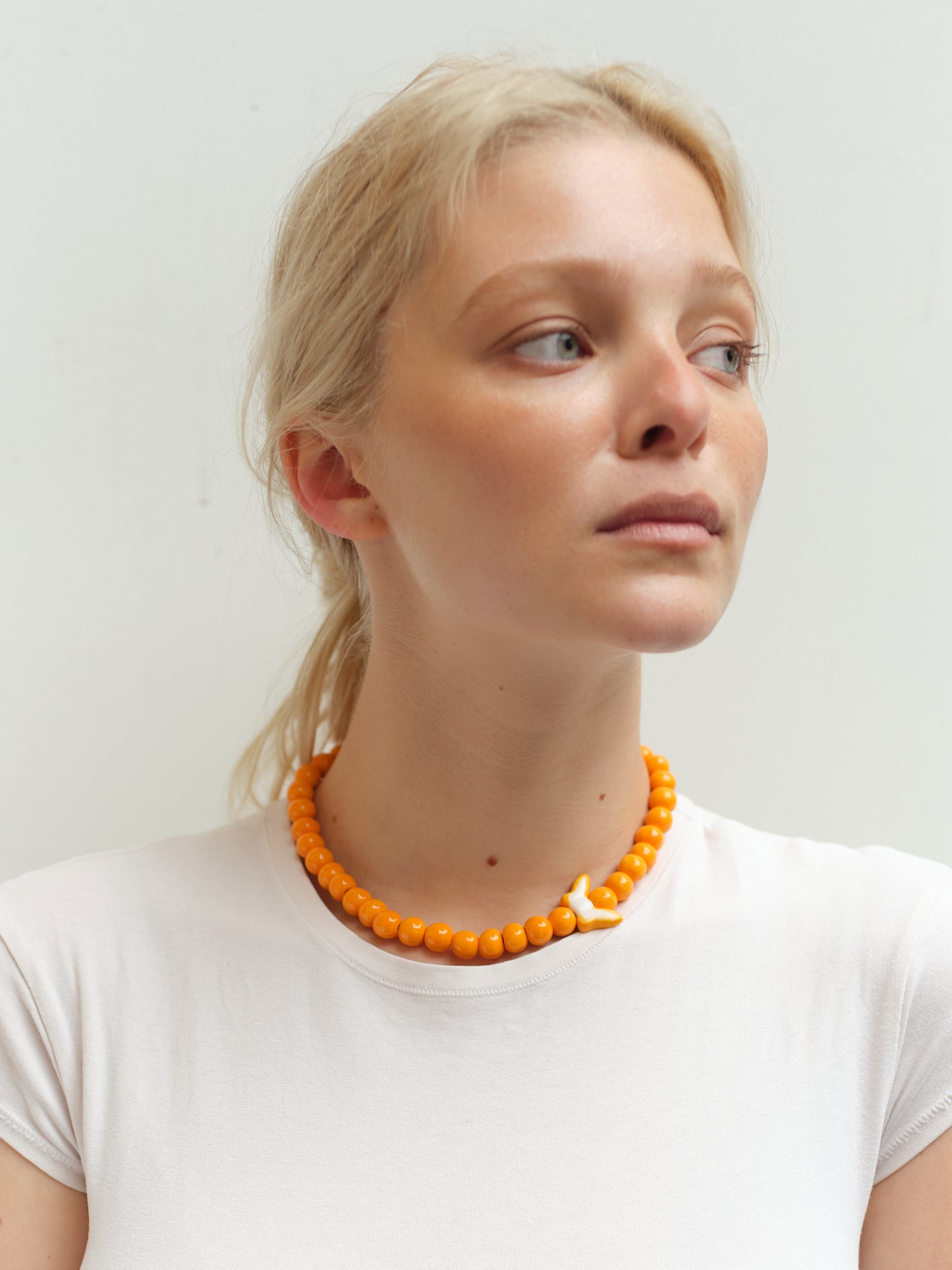 EUPHORIA necklace in orange color